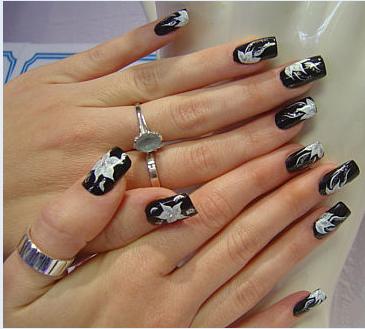 Modelos de Unhas Decoradas Pretas